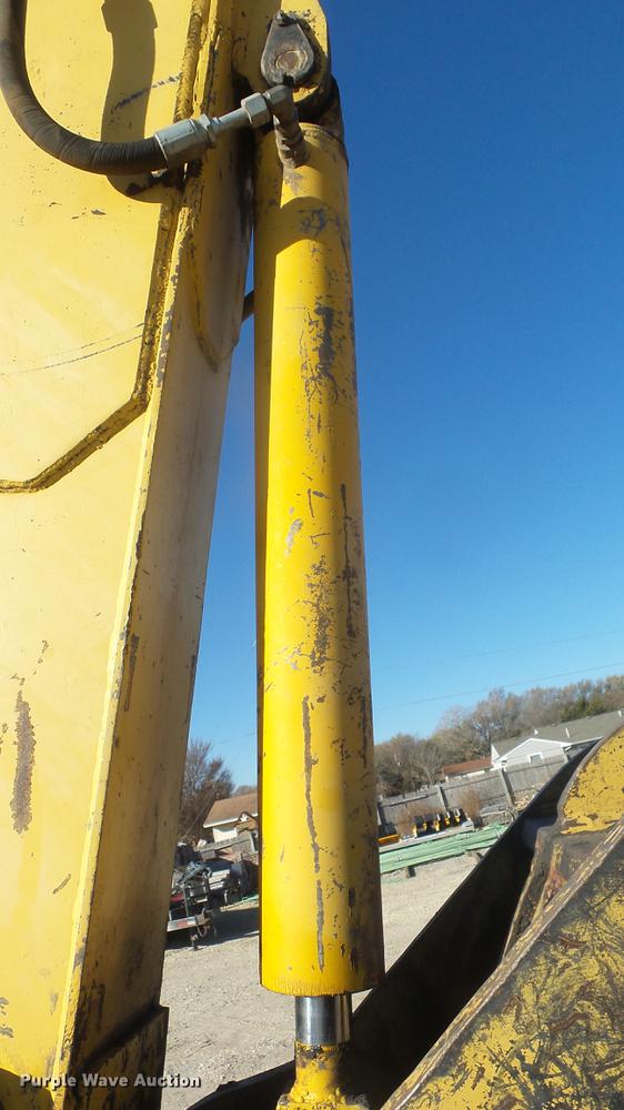 image for item DG2809 John Deere 690E LC excavator