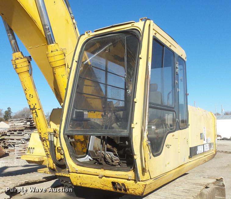 image for item DG2809 John Deere 690E LC excavator