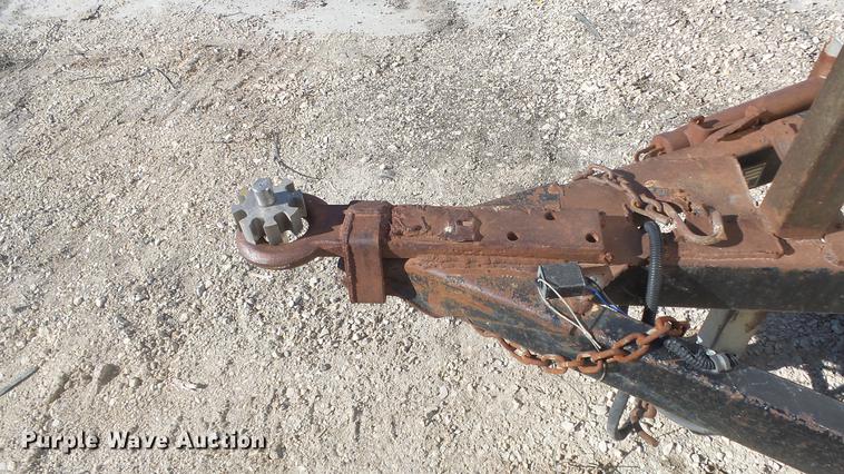 image for item DG2820 2001 Doolittle enclosed cargo trailer