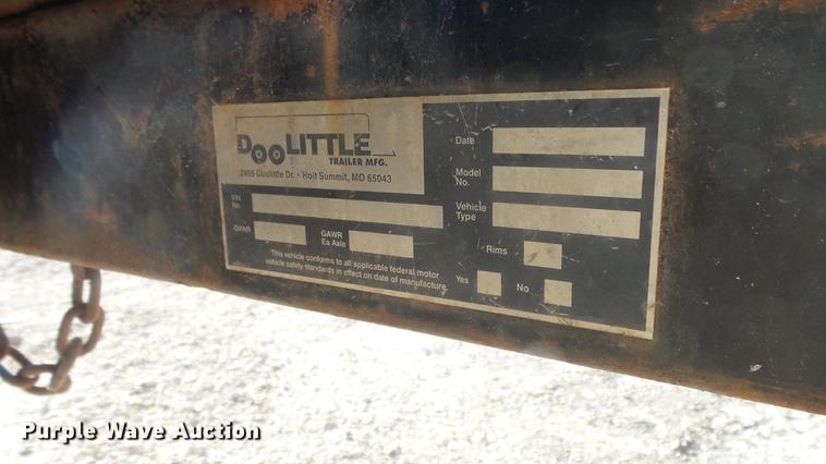 image for item DG2820 2001 Doolittle enclosed cargo trailer