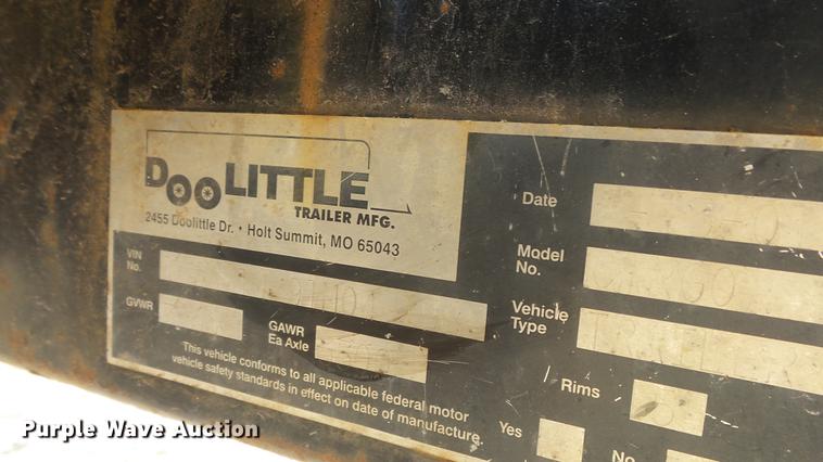 image for item DG2820 2001 Doolittle enclosed cargo trailer
