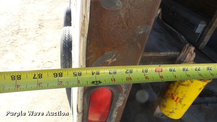 image for item DG2820 2001 Doolittle enclosed cargo trailer