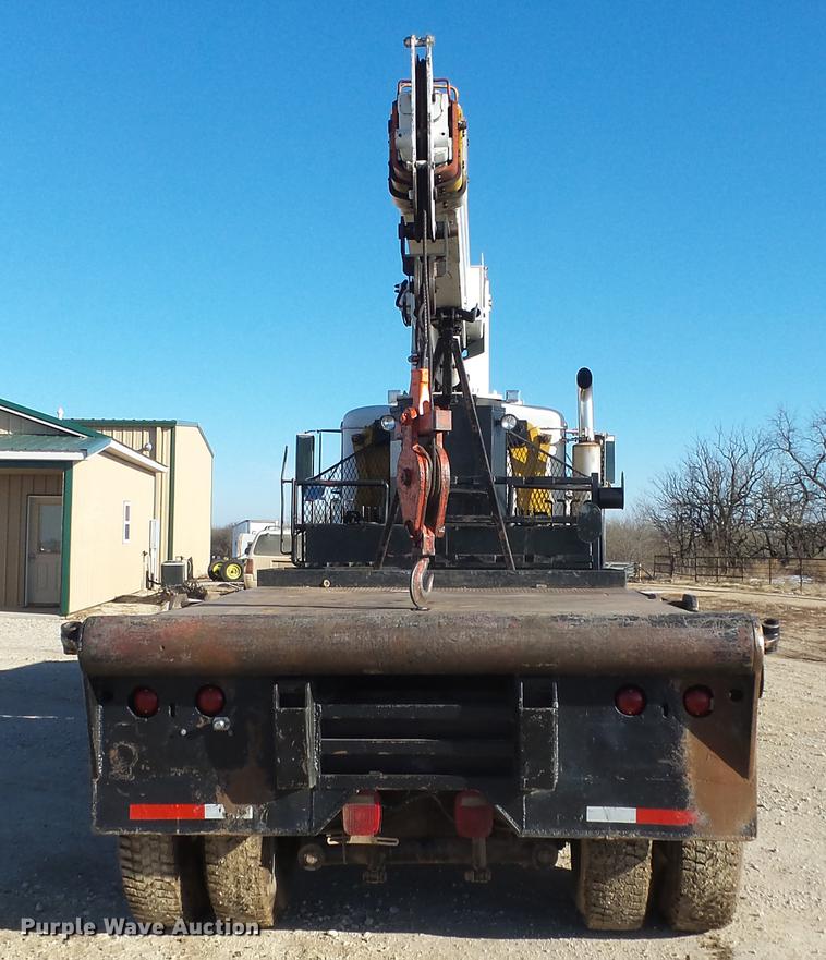 image for item DG2840 1985 Western Star 4900 crane truck