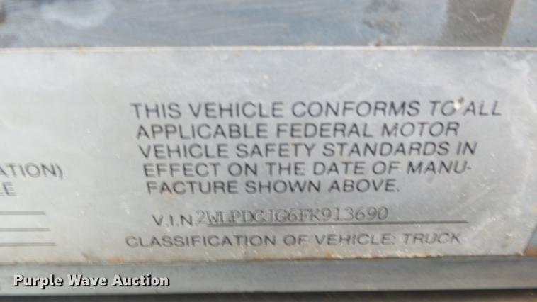 image for item DG2840 1985 Western Star 4900 crane truck