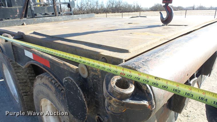 image for item DG2840 1985 Western Star 4900 crane truck