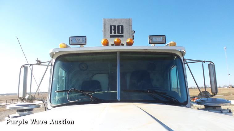 image for item DG2840 1985 Western Star 4900 crane truck