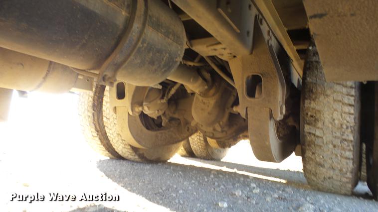 image for item DG2840 1985 Western Star 4900 crane truck