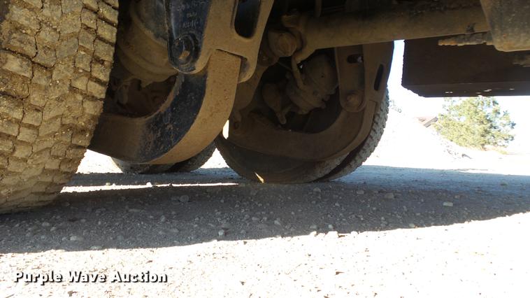 image for item DG2840 1985 Western Star 4900 crane truck