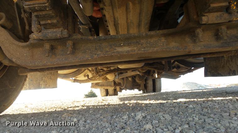 image for item DG2840 1985 Western Star 4900 crane truck