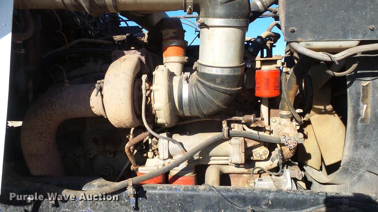 image for item DG2840 1985 Western Star 4900 crane truck