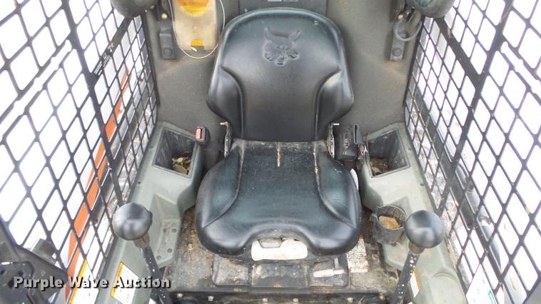 image for item DG2843 2015 Bobcat S510 skid steer