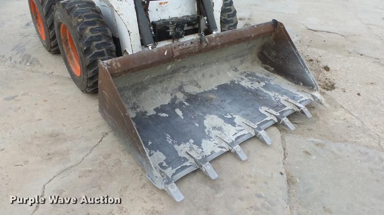 image for item DG2843 2015 Bobcat S510 skid steer