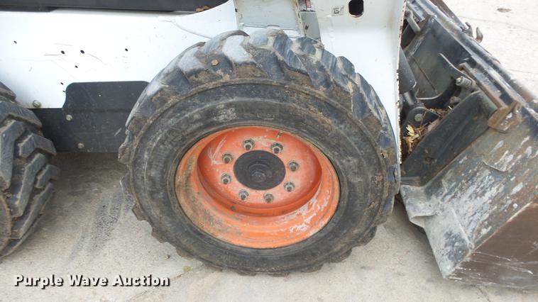 image for item DG2843 2015 Bobcat S510 skid steer
