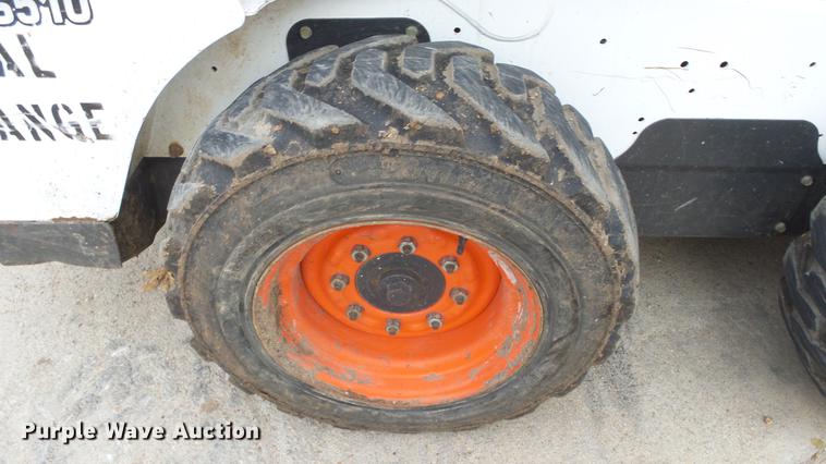 image for item DG2843 2015 Bobcat S510 skid steer