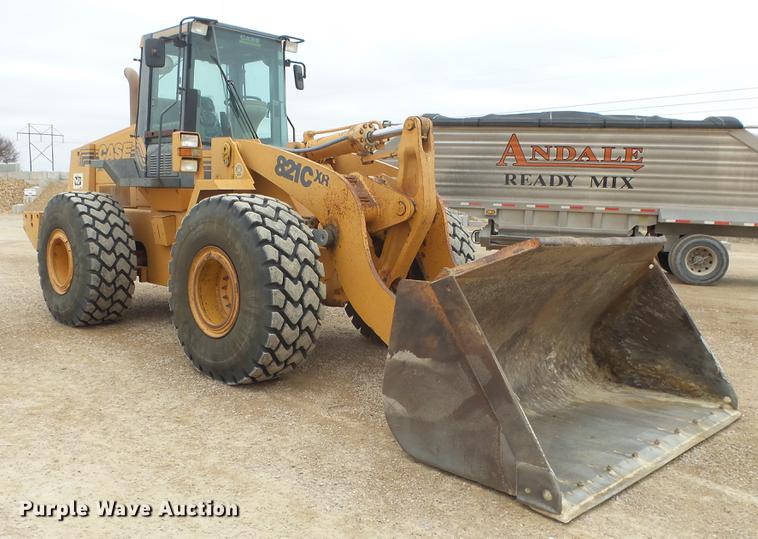 image for item DG2862 2000 Case 821C XR wheel loader