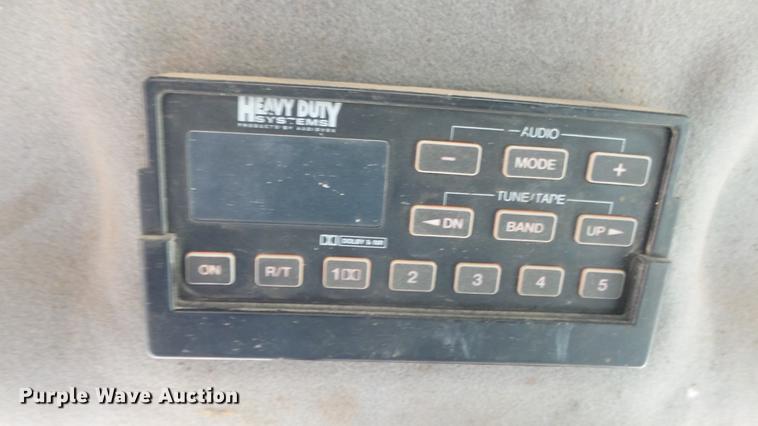 image for item DG2862 2000 Case 821C XR wheel loader