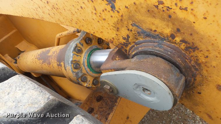 image for item DG2862 2000 Case 821C XR wheel loader