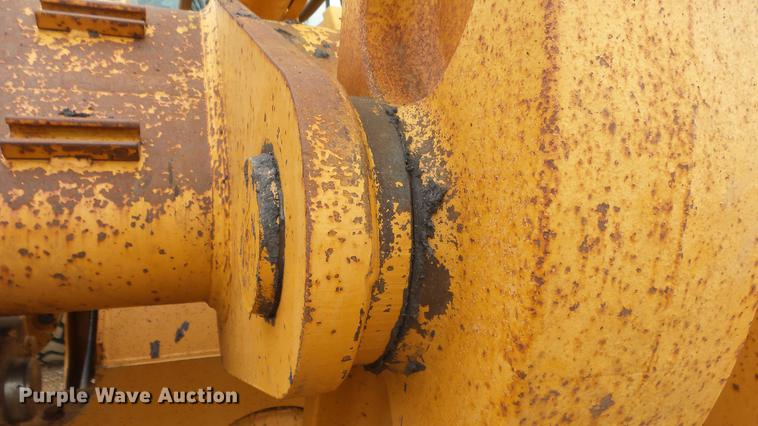 image for item DG2862 2000 Case 821C XR wheel loader