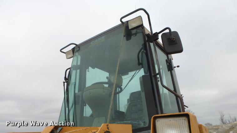 image for item DG2862 2000 Case 821C XR wheel loader