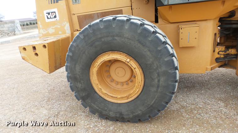 image for item DG2862 2000 Case 821C XR wheel loader