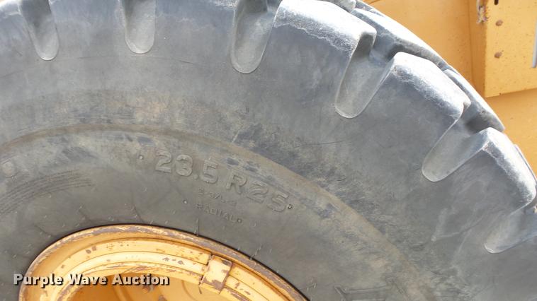 image for item DG2862 2000 Case 821C XR wheel loader