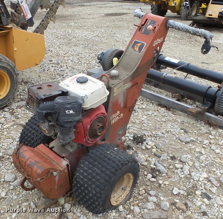image for item DG2867 Ditch Witch 100SX vibratory plow