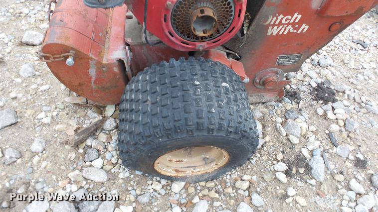 image for item DG2867 Ditch Witch 100SX vibratory plow