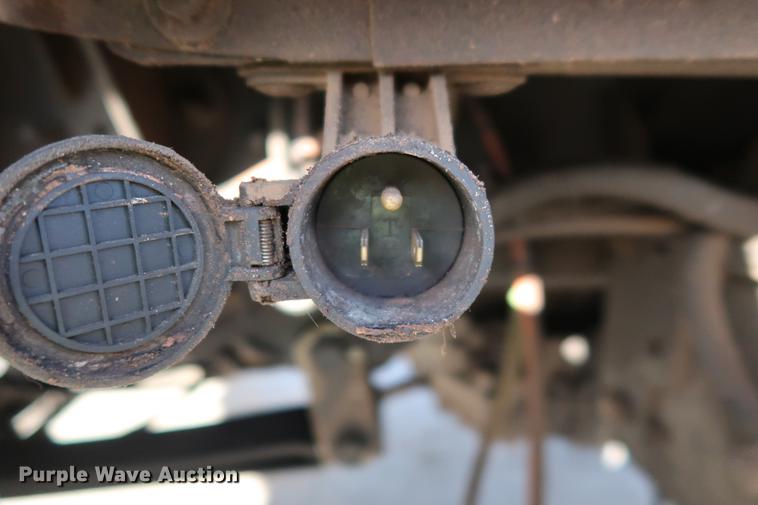 image for item DG3251 2005 Ford F750 Crew Cab flatbed truck