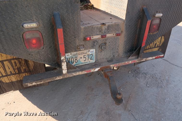 image for item DG3251 2005 Ford F750 Crew Cab flatbed truck