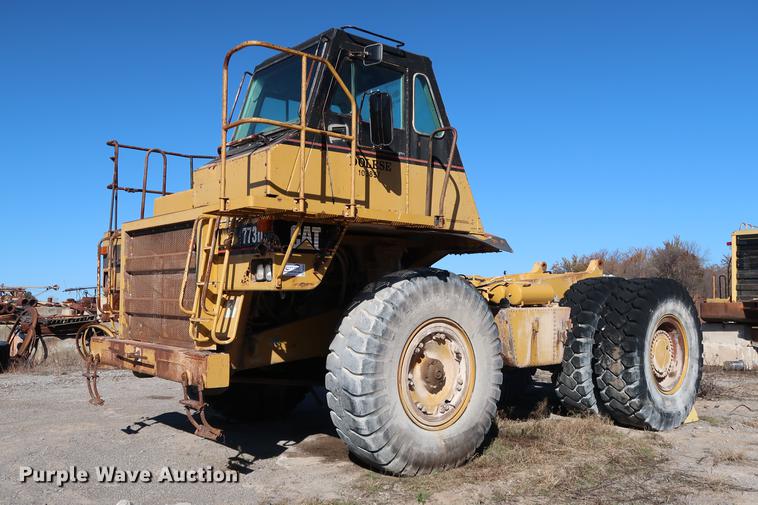 image for item DG3252 1996 Caterpillar 773D haul truck