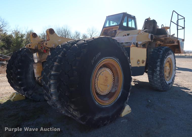 image for item DG3252 1996 Caterpillar 773D haul truck