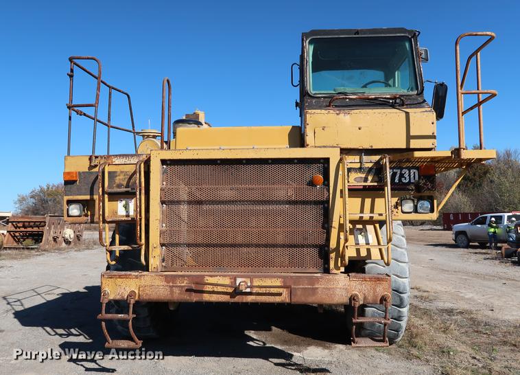 image for item DG3252 1996 Caterpillar 773D haul truck