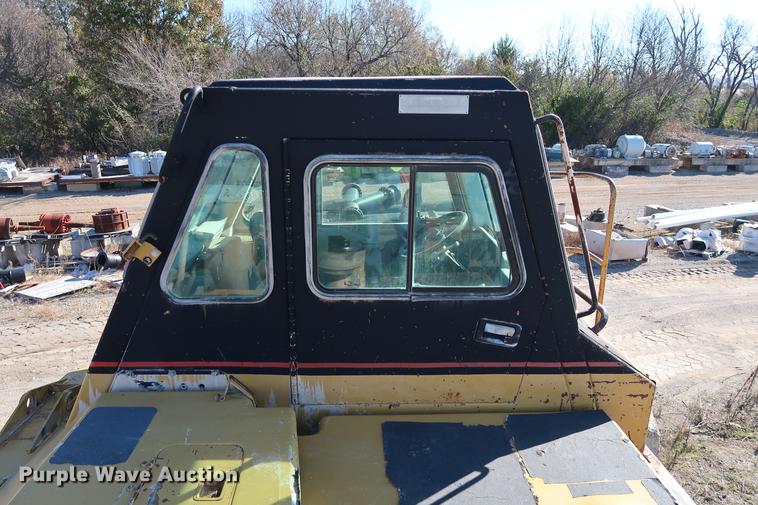 image for item DG3252 1996 Caterpillar 773D haul truck