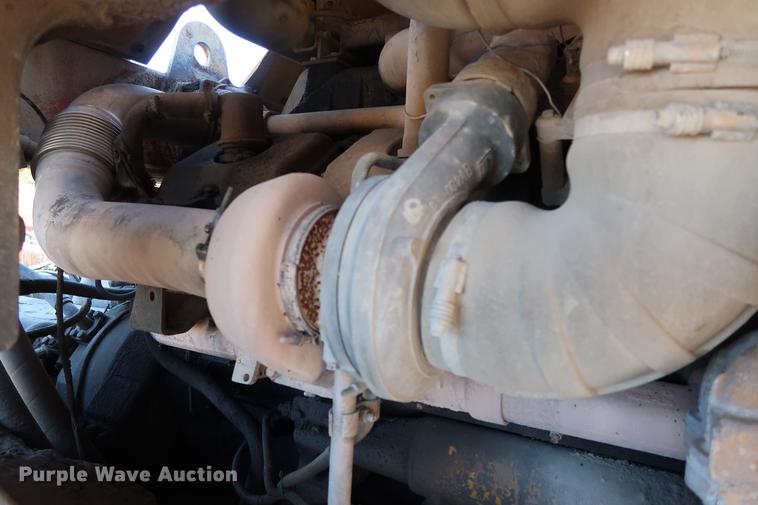 image for item DG3252 1996 Caterpillar 773D haul truck