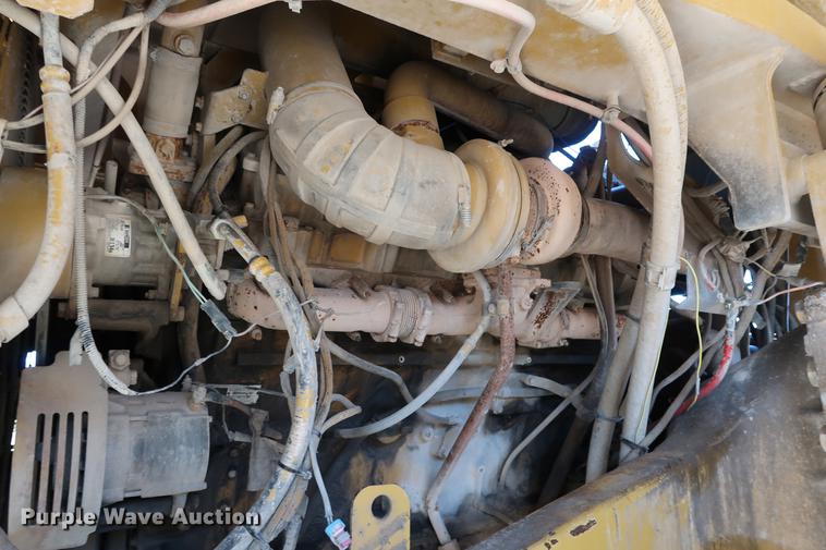 image for item DG3252 1996 Caterpillar 773D haul truck