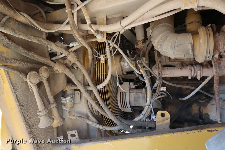 image for item DG3252 1996 Caterpillar 773D haul truck