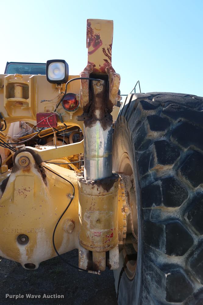 image for item DG3252 1996 Caterpillar 773D haul truck
