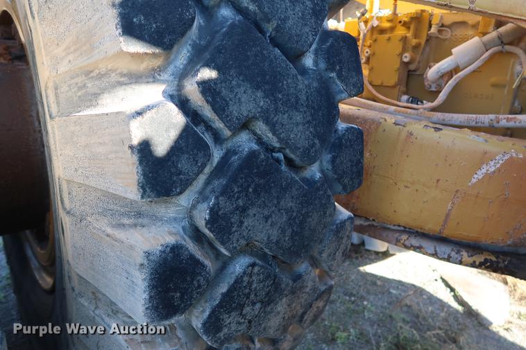 image for item DG3252 1996 Caterpillar 773D haul truck