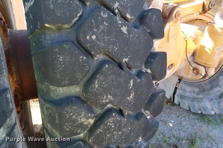 image for item DG3252 1996 Caterpillar 773D haul truck