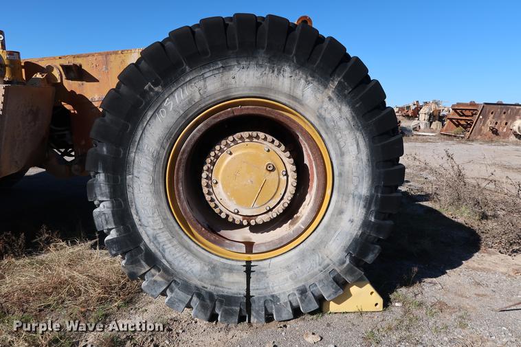 image for item DG3252 1996 Caterpillar 773D haul truck