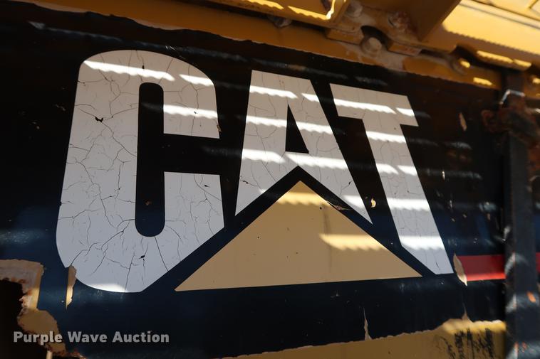 image for item DG3252 1996 Caterpillar 773D haul truck