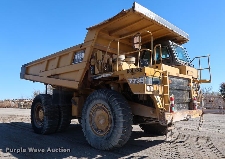 image for item DG3253 1999 Caterpillar 773D haul truck