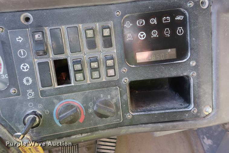 image for item DG3253 1999 Caterpillar 773D haul truck