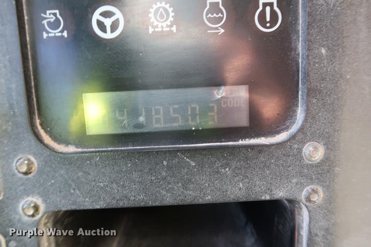 image for item DG3253 1999 Caterpillar 773D haul truck