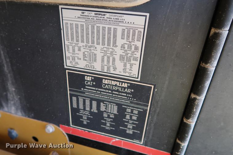 image for item DG3253 1999 Caterpillar 773D haul truck