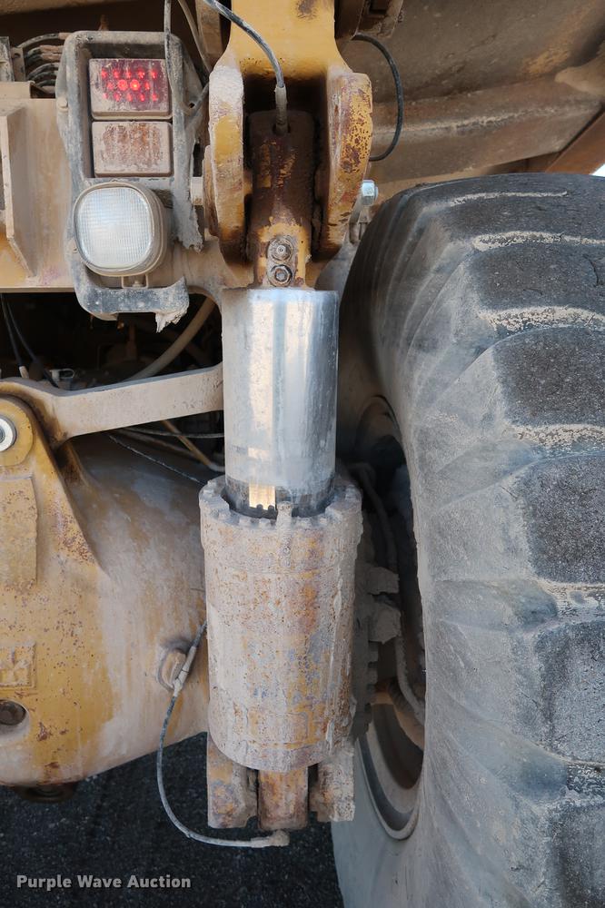 image for item DG3253 1999 Caterpillar 773D haul truck