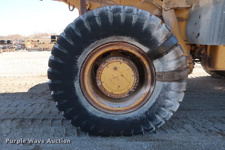 image for item DG3253 1999 Caterpillar 773D haul truck