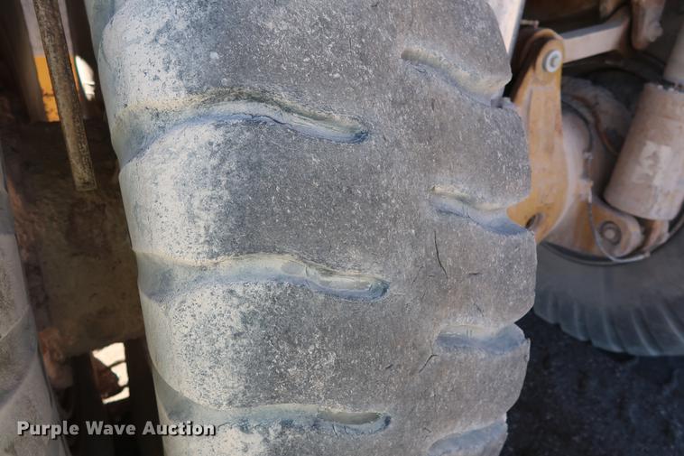 image for item DG3253 1999 Caterpillar 773D haul truck