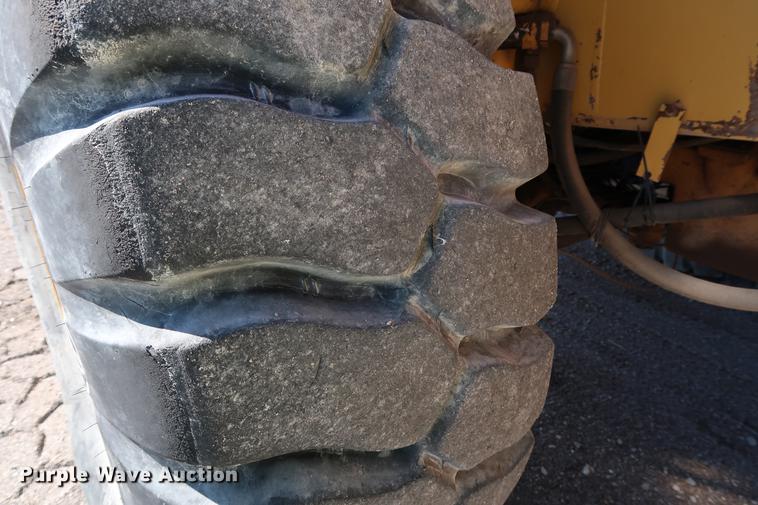 image for item DG3253 1999 Caterpillar 773D haul truck