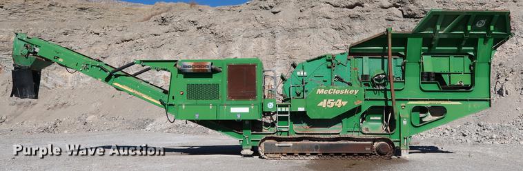 image for item DG3255 2011 McCloskey I54 crusher